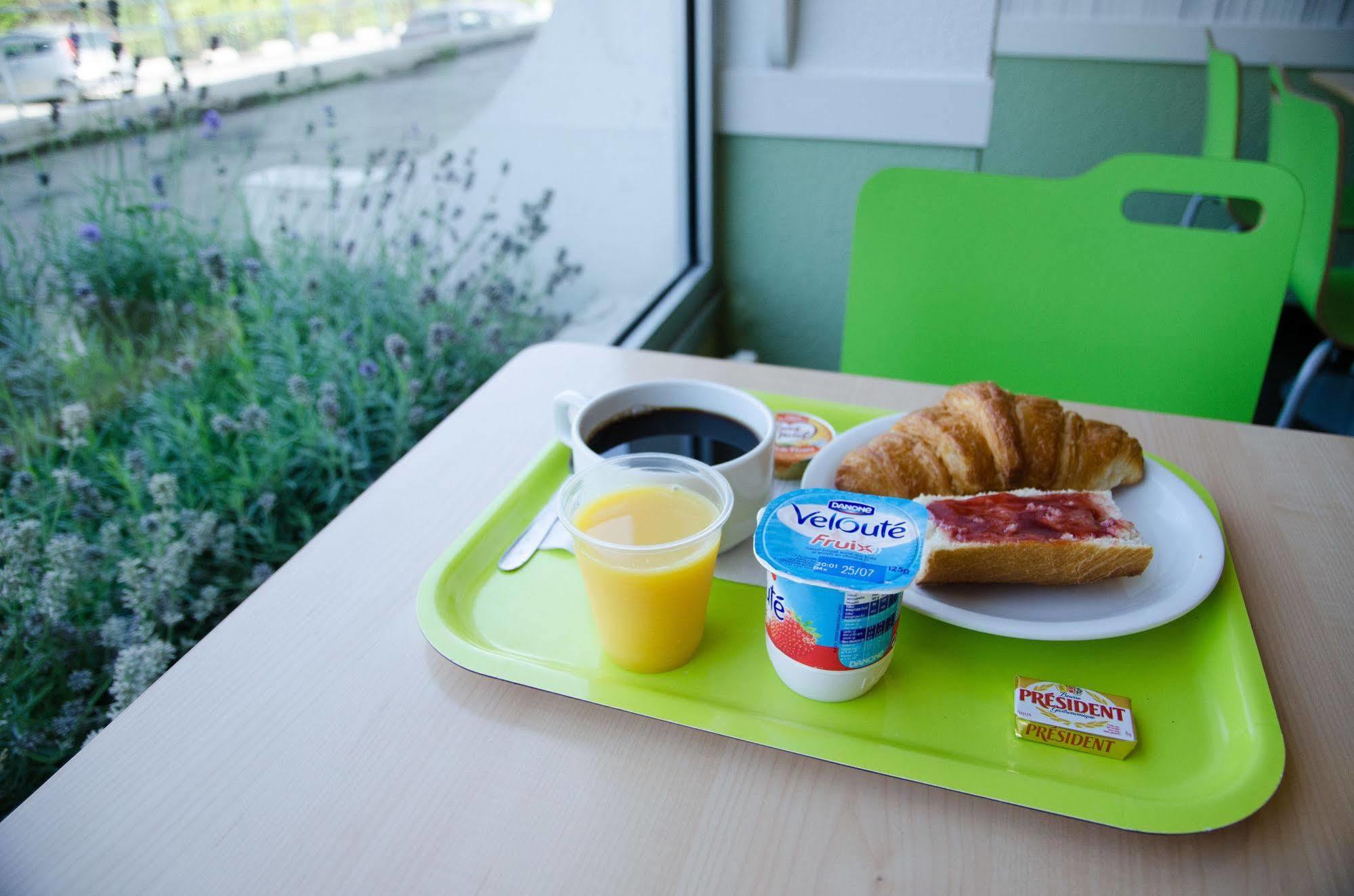 Ibis Budget Aeroport Le Bourget Garonor Ле Блан-Менил Екстериор снимка